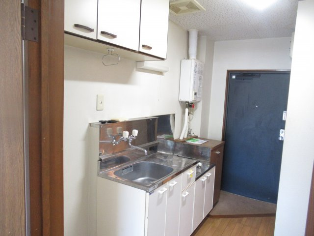 ラポール前田Cのキッチン