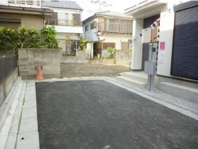 【前面道路含む現地写真】 | 蕨市中央4売地 | 前面道路含む現地写真です