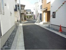 【前面道路含む現地写真】 | 蕨市中央4売地 | 前面道路含む現地写真です