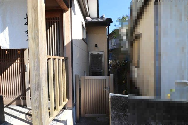 高知市長浜　売店舗の外観