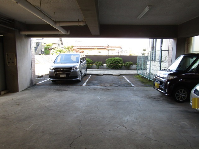【駐車場】 | パークヒルズ