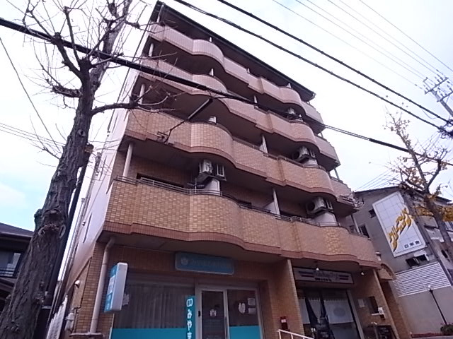 プリンス小束山