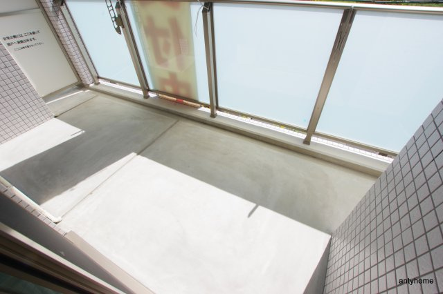 第26関根マンション　仲介手数料無料のバルコニー