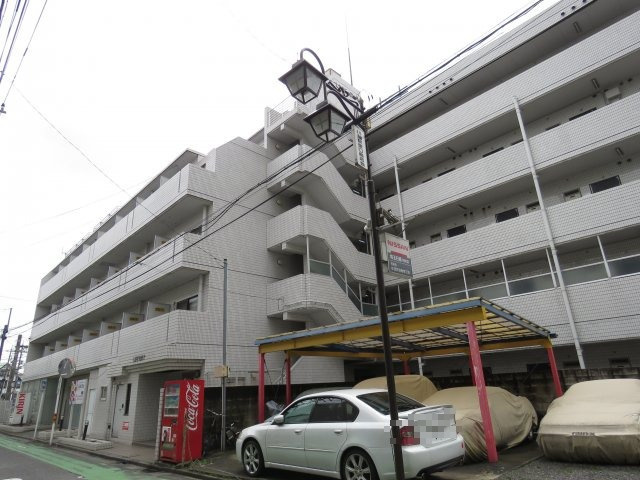 ライフシティの外観