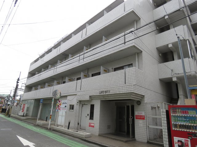 ライフシティの外観