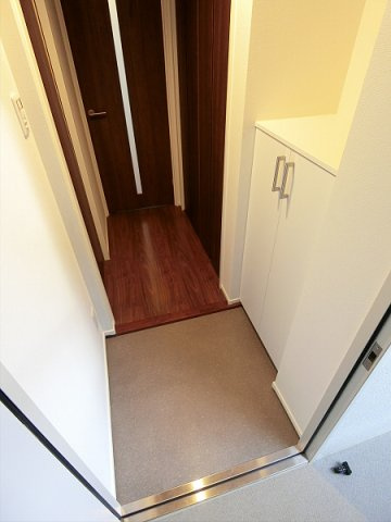 【玄関】