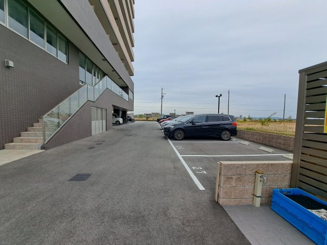 プレミアムコートりんくうの駐車場