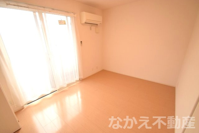 【寝室】 | 使い勝手のいい寝室です