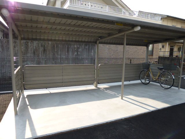 倉敷市宮前のアパートのその他共用部分|自転車置き場