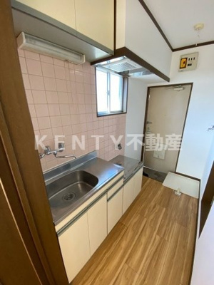 【キッチン】 | メゾン鵜の木 | きれいなキッチンです