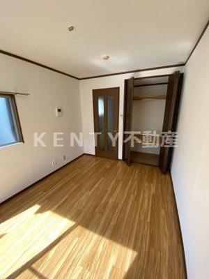 【居間・リビング】 | メゾン鵜の木 | 居間です