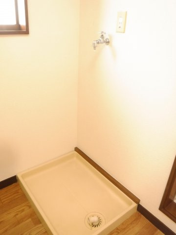 ファルコン堀口の洗面所