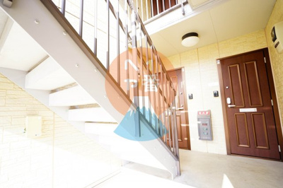 【ロビー】 | クレールＭ | 共用階段