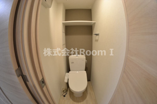 【トイレ】 | プレサンス心斎橋レヨン | 清潔感のあるトイレです