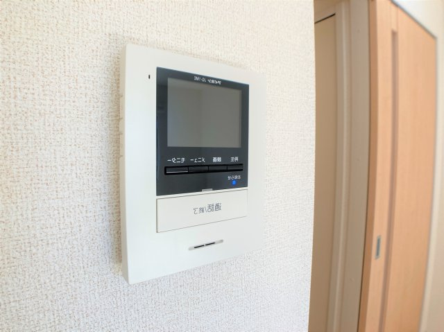 メルヘン フォレスト Bのセキュリティ|別部屋の写真を反転させたものになります。