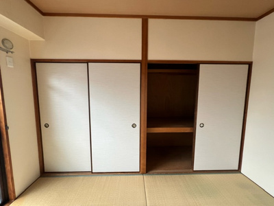 【設備】 | サンパレス八尾 | エレベーターがあると荷物が多いとき助かります