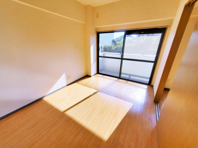 PeacH花の家の洋室