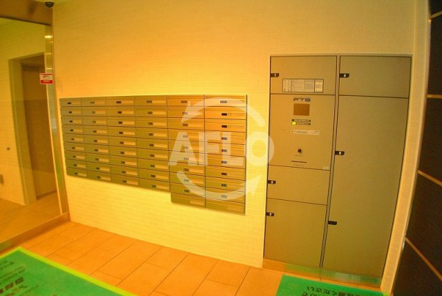 スワンズシティ難波ノーブルのその他共用部分|スワンズシティ難波ノーブル　メールボックス・宅配ボックス