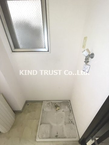 ラチチュード天七（旧サンキャッスル天七）の洗面所|脱衣スペースもあります