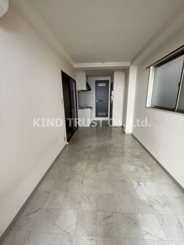 ラチチュード天七（旧サンキャッスル天七）の洋室|きれいな洋室です