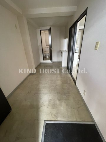 ラチチュード天七（旧サンキャッスル天七）の玄関|落ち着いた玄関です