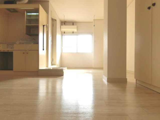 浅井ビルの寝室