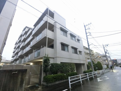 【外観】 | クリオ多摩川ラ・モード | 南西角部屋につき日当り・通風良好。8ｍのワイドスパン、15.16平米の広々バルコニー♪