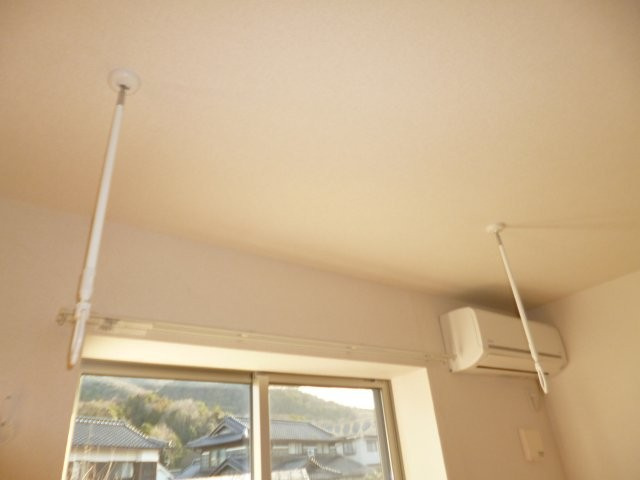 ブローテのキッチン|キッチン上収納