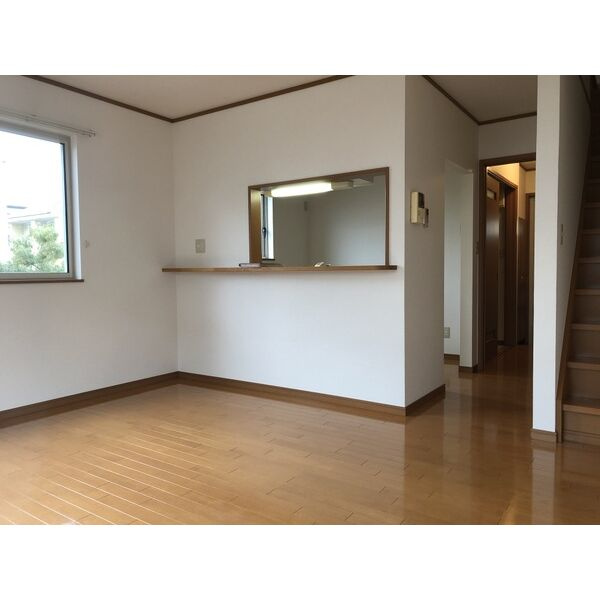 リジエールEの居間・リビング