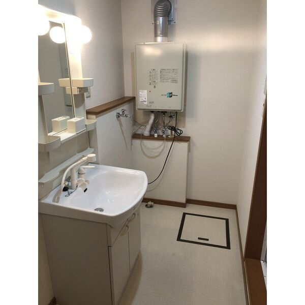 リジエールEの独立洗面台