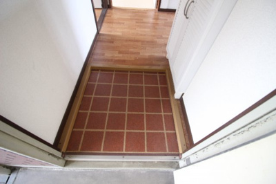 【玄関】 | エレガンス西市 E棟