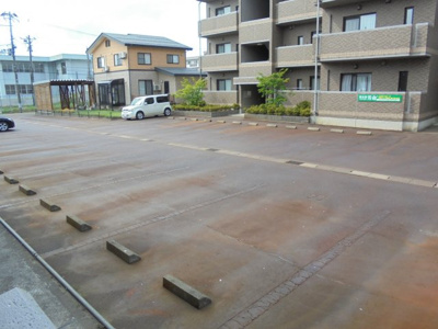 【駐車場】 | ノアズアーク | 駐車場です