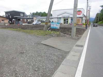 【前面道路含む現地写真】 | 大館市字七曲岱・売地