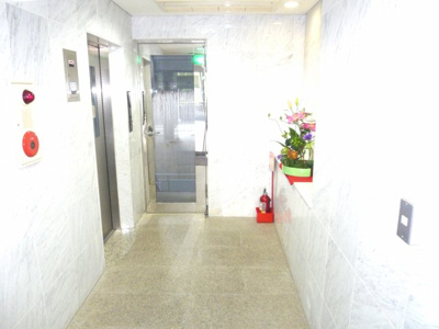 【エントランス】 | 興栄ビル