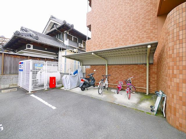 グランドールコートのその他共用部分|自転車置き場