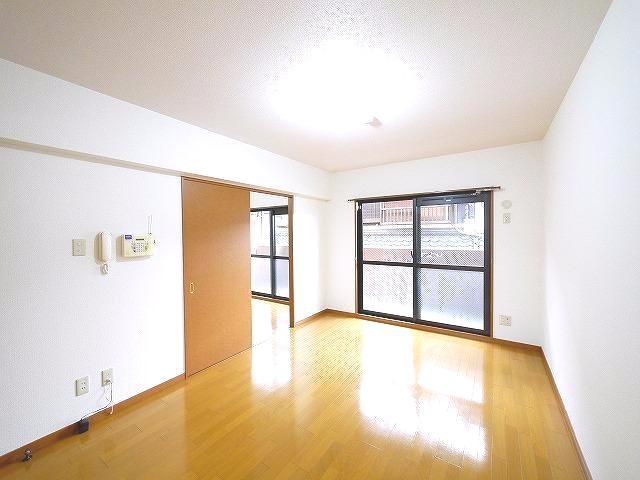 グランドールコートの居間・リビング|おしゃれなリビングです