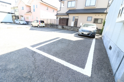 【駐車場】 | フローレス福富