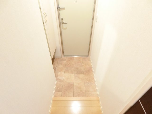 ディープログレスの玄関