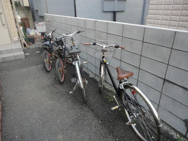 名取邸のその他共用部分|駐輪場