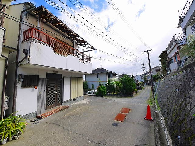 北新町テラスハウスの周辺