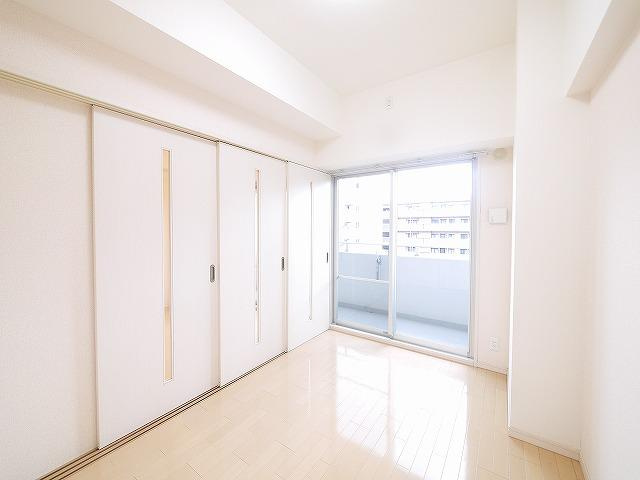 フェニックス明日香の寝室|落ち着いて過ごせるお部屋なので、寝室にいかがでしょうか