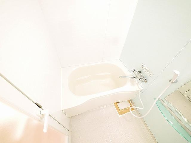 フェニックス明日香の浴室|日々の疲れを癒すお風呂付です