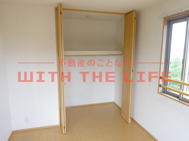 ハウスフリーデ五番館【キャッシュバック対象物件】の収納|たっぷりとした収納スペースです