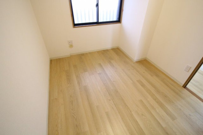 【寝室】 | ボシュケ鷹取