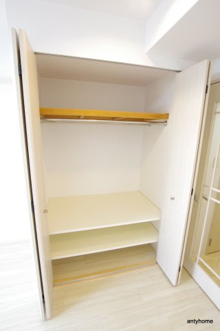 アーデン江坂2　仲介手数料無料の収納