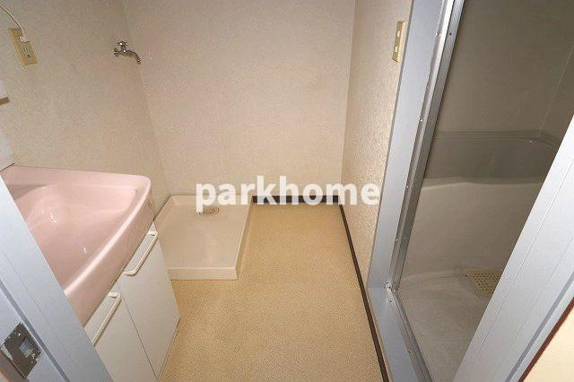 コスモ一宮Ⅱの洗面所|広い洗面スペース