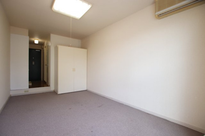 【洋室】 | レオパレス滝谷