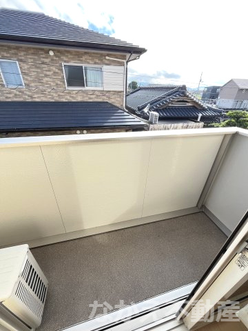 【バルコニー】 | 開放的で明るい空間を演出してくれるバルコニーです