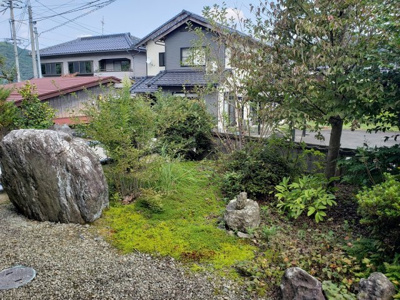 【庭】 | 岩美郡岩美町岩井中古戸建て