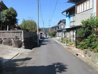 【前面道路含む現地写真】 | 岩美郡岩美町岩井中古戸建て